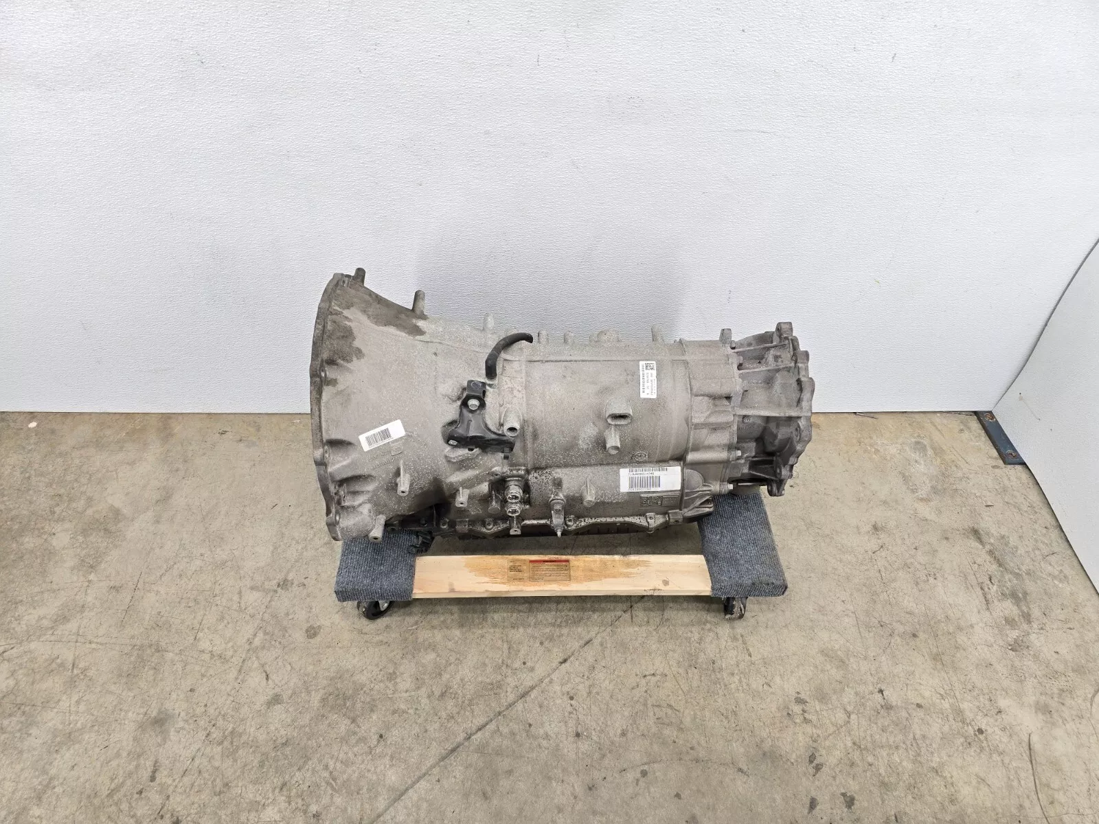 JEEP GRAND CHEROKEE SRT 14-17 OEM 6.4L 4X4 8HP70 AUTOMATIC GEARBOX TRANSMISSION FOR SALE
